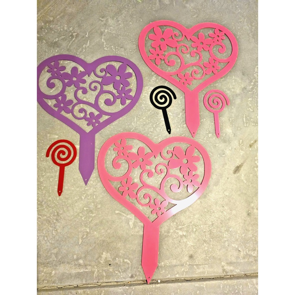 Large 20" Heavy Metal Garden Stake Set 6 Heart Swirl Yard Decor Pink Red Purple
